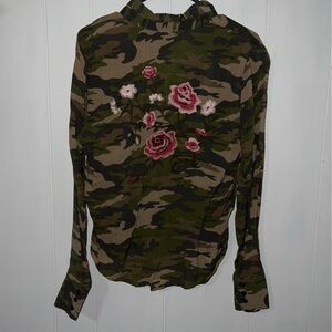 Rue21 Camouflage Button-Up Shirt with floral embroidery / camo button up